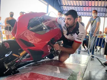 El mejor simulador de motociclismo, en MOMA El mejor simulador de motociclismo, en MOMA