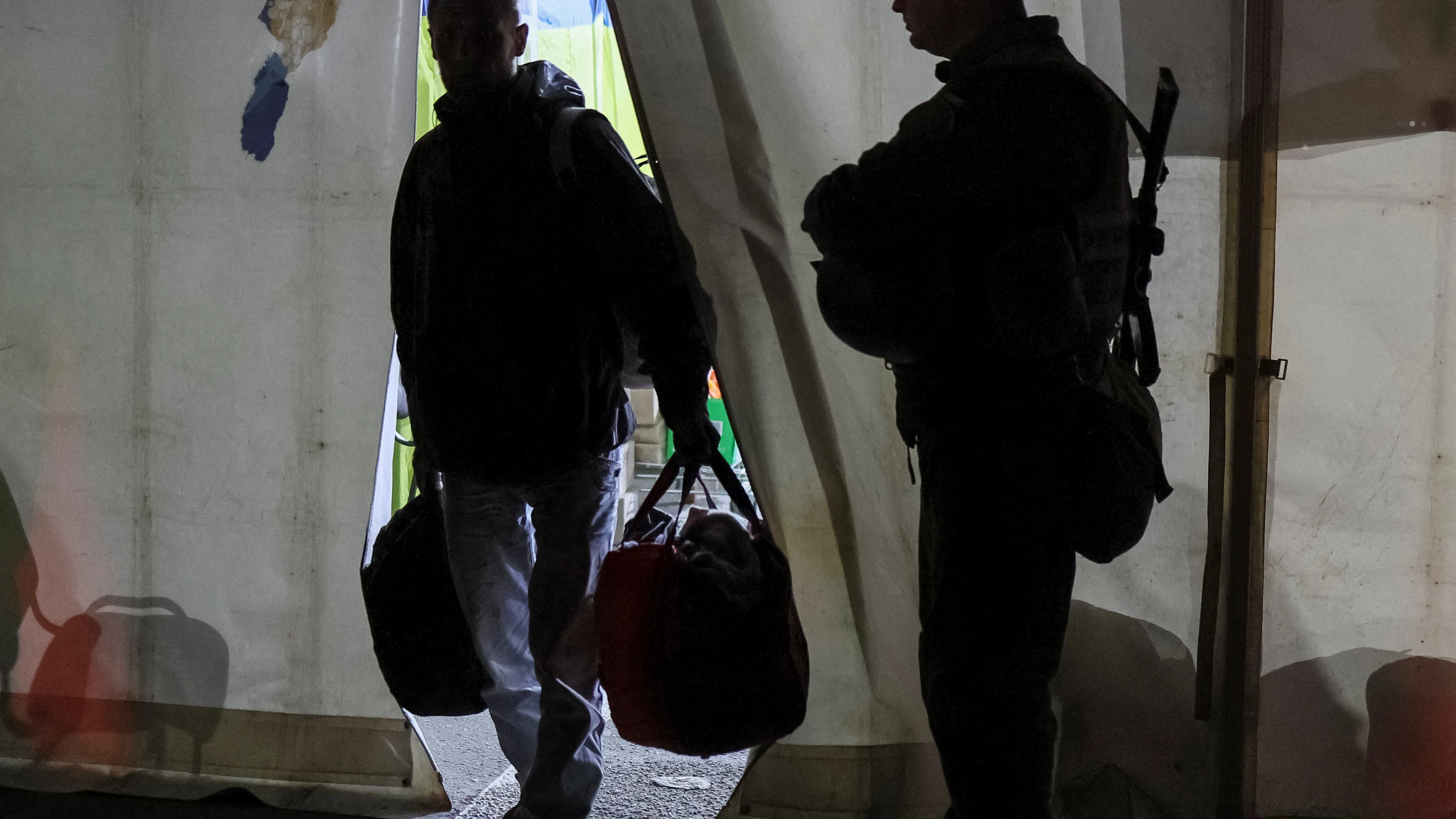 Imagen de archivo de evacuación de Azovstal a Zaporiyia