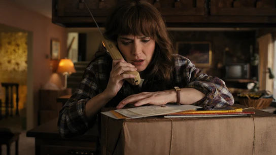 Es una pena que la trama del personaje de Winona Ryder, de momento, esté tan por debajo del resto de la temporada. Es una pena que la trama del personaje de Winona Ryder, de momento, esté tan por debajo del resto de la temporada.