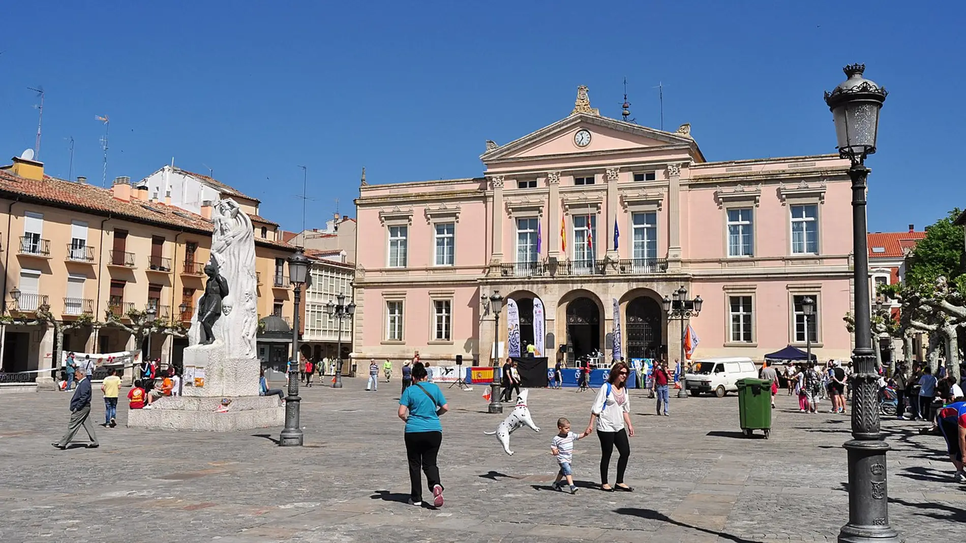 Plaza Mayor de Palencia: historia y datos curiosos que te sorprenderán