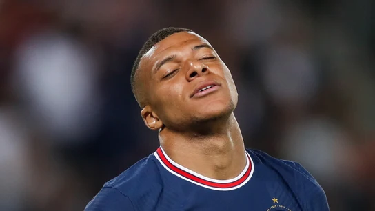 Mbappé, contrariado Mbappé, contrariado