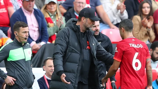Thiago Alcántara, con Jurgen Klopp Thiago Alcántara, con Jurgen Klopp