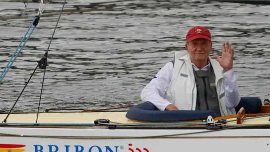laSexta Noticias Fin de Semana (22-05-22) Último día de Juan Carlos I en Sanxenxo antes de viajar a Madrid para su encuentro con Felipe VI laSexta Noticias Fin de Semana (22-05-22) Último día de Juan Carlos I en Sanxenxo antes de viajar a Madrid para su encuentro con Felipe VI