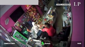 El vídeo del violento atraco con cuchillo a un locutorio en Vecindario, Gran Canaria