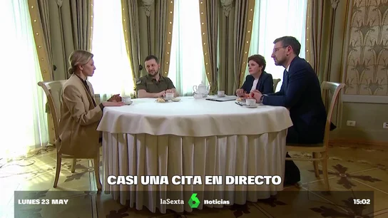 Zelenski se reencuentra con su mujer en televisión tras dos meses separados por la guerra: "Es como una cita en directo" Zelenski se reencuentra con su mujer en televisión tras dos meses separados por la guerra: "Es como una cita en directo"