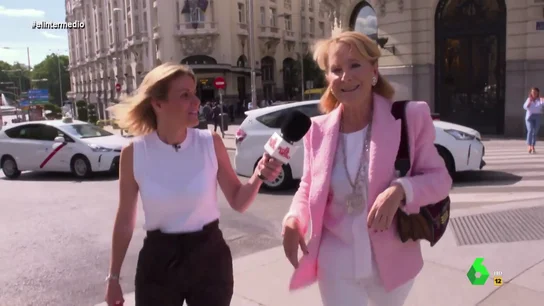 El surrealista argumento con el que Esperanza Aguirre ataca al Gobierno: "Las mujeres que no menstruamos, ¿ya no somos mujeres" El surrealista argumento con el que Esperanza Aguirre ataca al Gobierno: "Las mujeres que no menstruamos, ¿ya no somos mujeres"