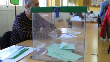 Elecciones Andalucía: me ha tocado formar mesa electoral ¿tengo que asistir?, ¿cómo puedo justificar una ausencia?