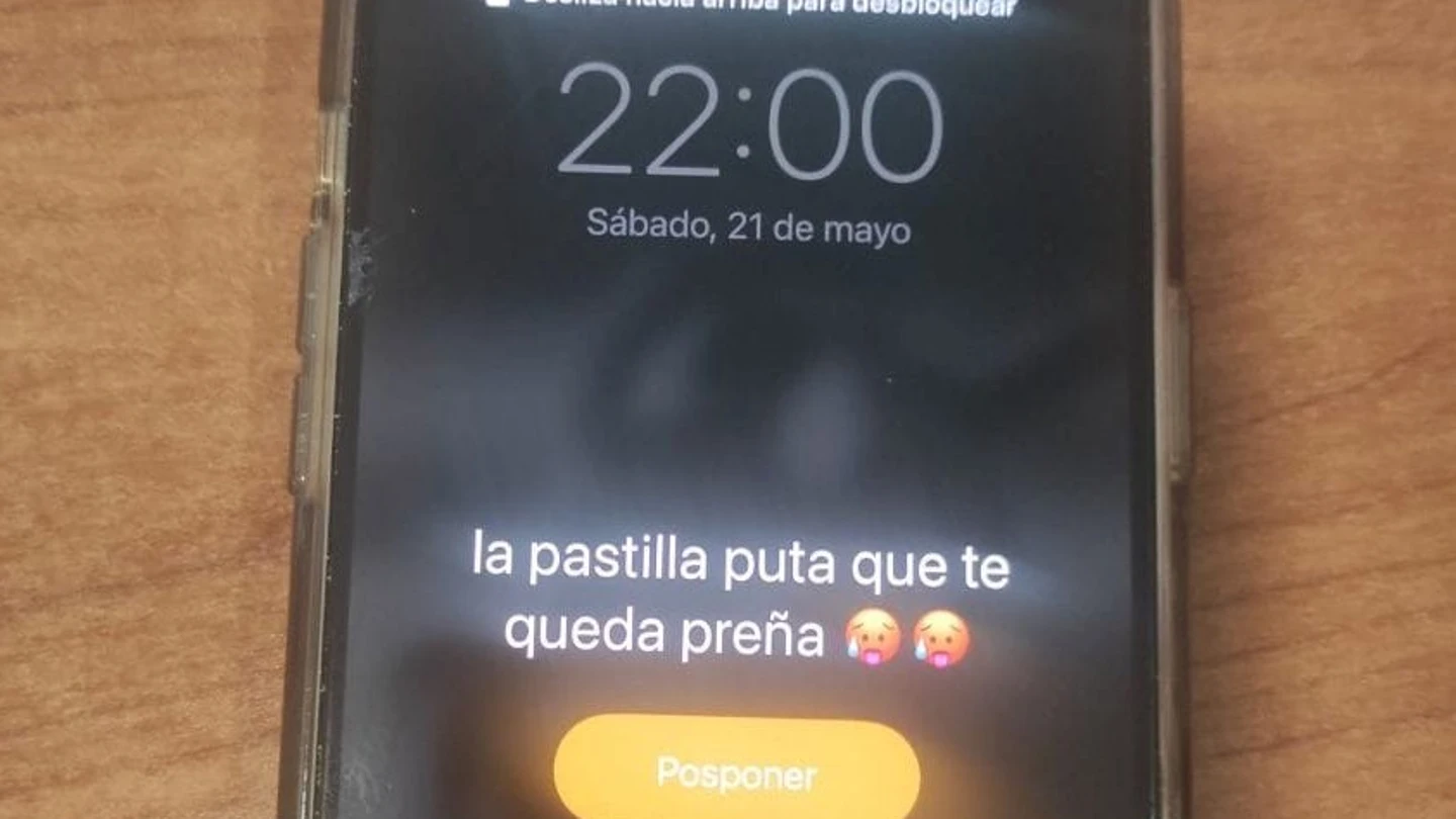 El recordatorio viral de un móvil perdido en Tarifa: "La pastilla puta que te queda preña" El recordatorio viral de un móvil perdido en Tarifa: "La pastilla puta que te queda preña"