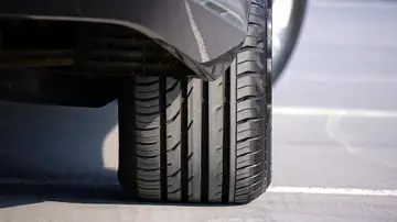 Neumático de coche