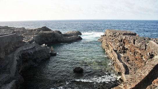 Charco Manso Entorno Natural