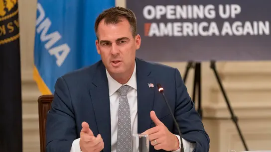El gobernador de Oklahoma, Kevin Stitt El gobernador de Oklahoma, Kevin Stitt