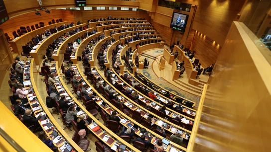 Foto de archivo de una sesión de control en el pleno del Senado Foto de archivo de una sesión de control en el pleno del Senado