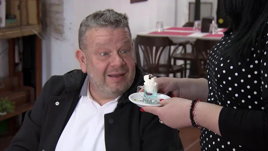 Cuando las 'mamaditas' y el cachondeo de la Taberna Lolailo desesperaron a Alberto Chicote: "Ni el pimiento vale un pimiento" Cuando las 'mamaditas' y el cachondeo de la Taberna Lolailo desesperaron a Alberto Chicote: "Ni el pimiento vale un pimiento"