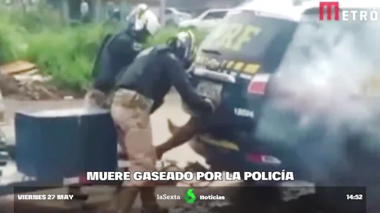 Las brutales imágenes de la policía brasileña gaseando a un hombre hasta la muerte en el maletero de un coche Las brutales imágenes de la policía brasileña gaseando a un hombre hasta la muerte en el maletero de un coche