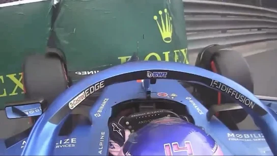 Fernando Alonso, contra el muro Fernando Alonso, contra el muro