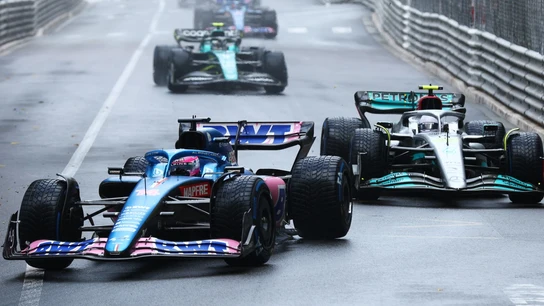 Fernando Alonso, por delante de Hamilton Fernando Alonso, por delante de Hamilton