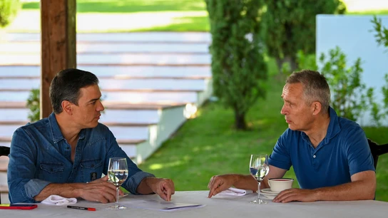 Pedro Sánchez charla con Jens Stoltenberg en la Moncloa Pedro Sánchez charla con Jens Stoltenberg en la Moncloa
