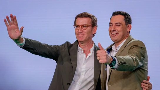 El líder del PP, Alberto Núñez Feijóo, y el presidente de la Junta y candidato a la reelección, Juanma Moreno El líder del PP, Alberto Núñez Feijóo, y el presidente de la Junta y candidato a la reelección, Juanma Moreno