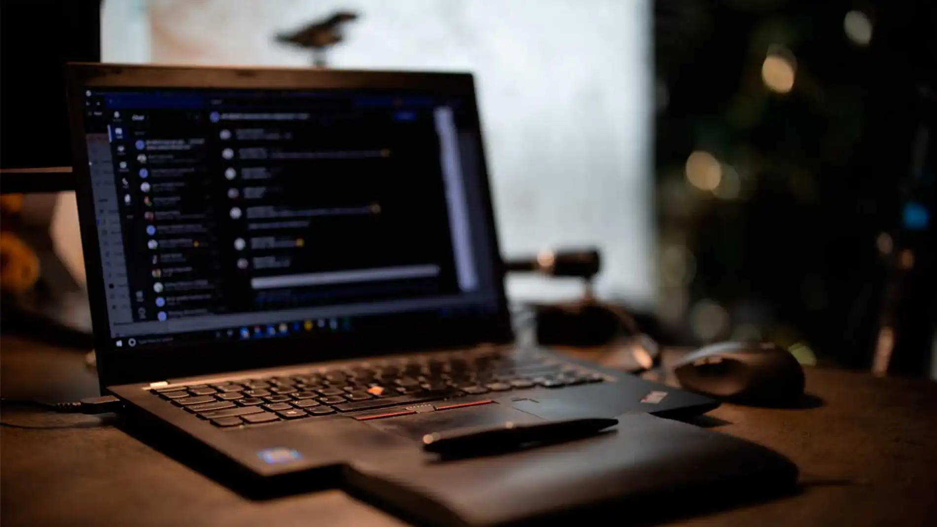 Cómo activar el modo oscuro de Microsoft Teams en el PC y en el móvil Cómo activar el modo oscuro de Microsoft Teams en el PC y en el móvil