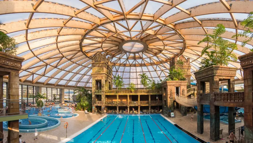 Aquaworld Resort. Budapest