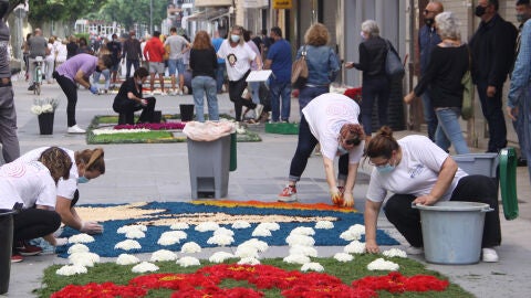 Alfombras del Corpus. Roses