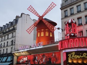 Moulin Rouge de París: 5 curiosidades que no te dejarán indiferente