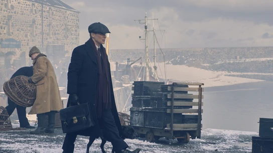Tom Shelby seguirá enfrentándose a sus fantasmas en la temporada 6 de Peaky Blynders Tom Shelby seguirá enfrentándose a sus fantasmas en la temporada 6 de Peaky Blynders
