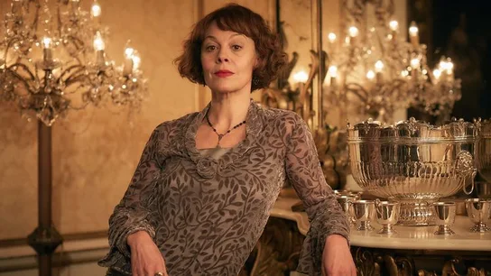 Helen McCrory, Polly Gray en Peaky Blinders Helen McCrory, Polly Gray en Peaky Blinders