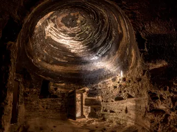 La curiosa cueva que servía de calendario a los aborígenes canarios. La curiosa cueva que servía de calendario a los aborígenes canarios.