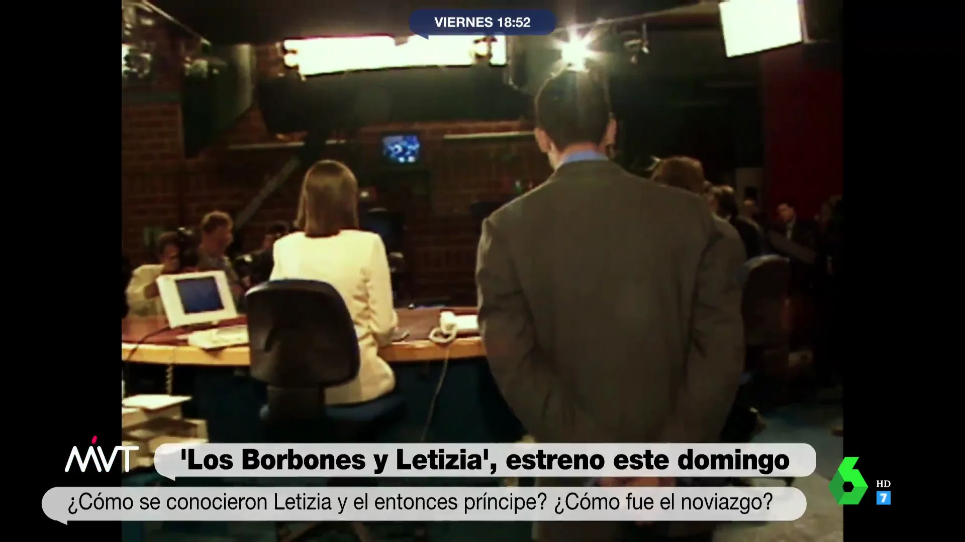 Así fue como la reina Sofía se dio cuenta de que a Felipe VI le gustaba Letizia: "Se levantaba de la mesa para ver el telediario"