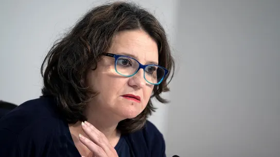 La vicepresidenta y portavoz del Consell, Mónica Oltra, comparece en rueda de prensa tras el Pleno del Consell. La vicepresidenta y portavoz del Consell, Mónica Oltra, comparece en rueda de prensa tras el Pleno del Consell.