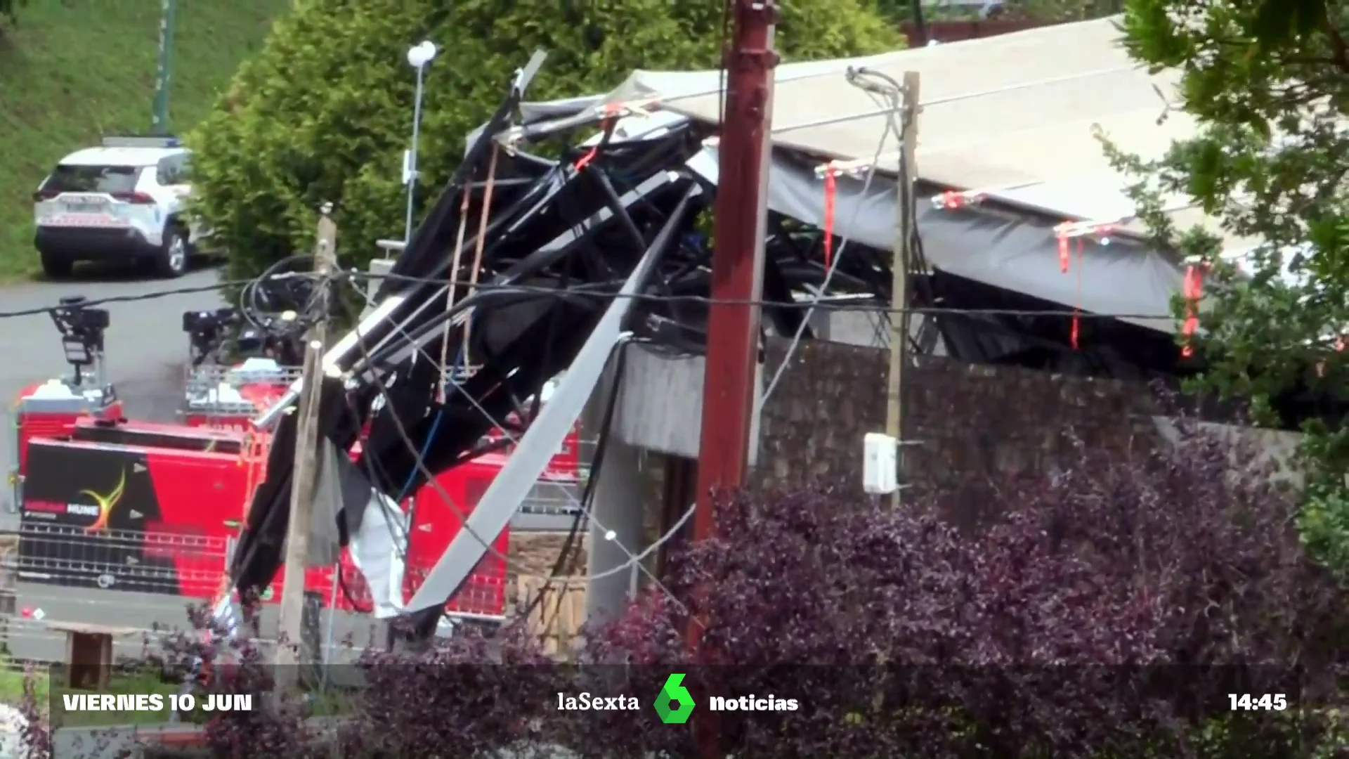 Se derrumba el escenario del festival O Son do Camiño durante su montaje: hay varios trabajadores heridos