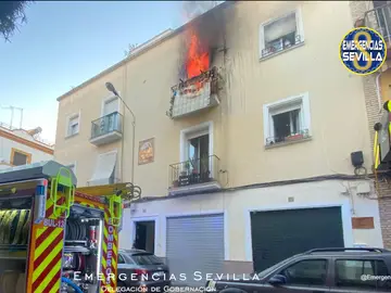 Muere una pareja de ancianos en el incendio de su vivienda en Sevilla