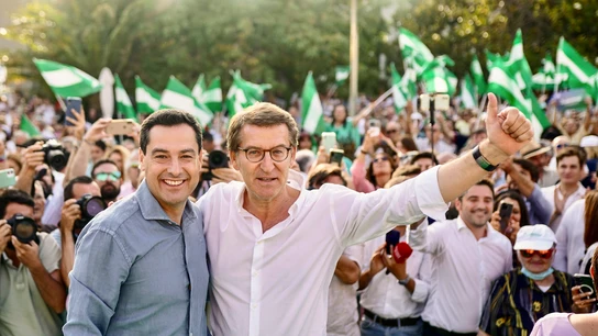 El líder del Partido Popular, Alberto Núnez Feijóo, y el candidato popular a la presidencia de la Junta de Andalucía, Juan Manuel Moreno. El líder del Partido Popular, Alberto Núnez Feijóo, y el candidato popular a la presidencia de la Junta de Andalucía, Juan Manuel Moreno.