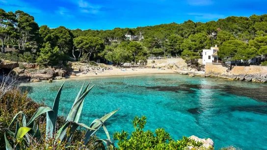 Las 15 mejores islas del Mediterráneo para el verano 2022: entre ellas hay dos españolas Sol y playa