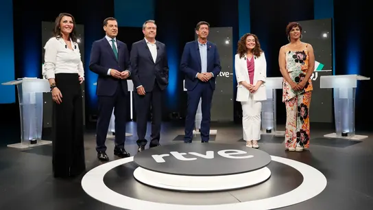 Barómetro del CIS: el PP, claro ganador ante un PSOE que no suma con las izquierdas Evolución de los sondeos