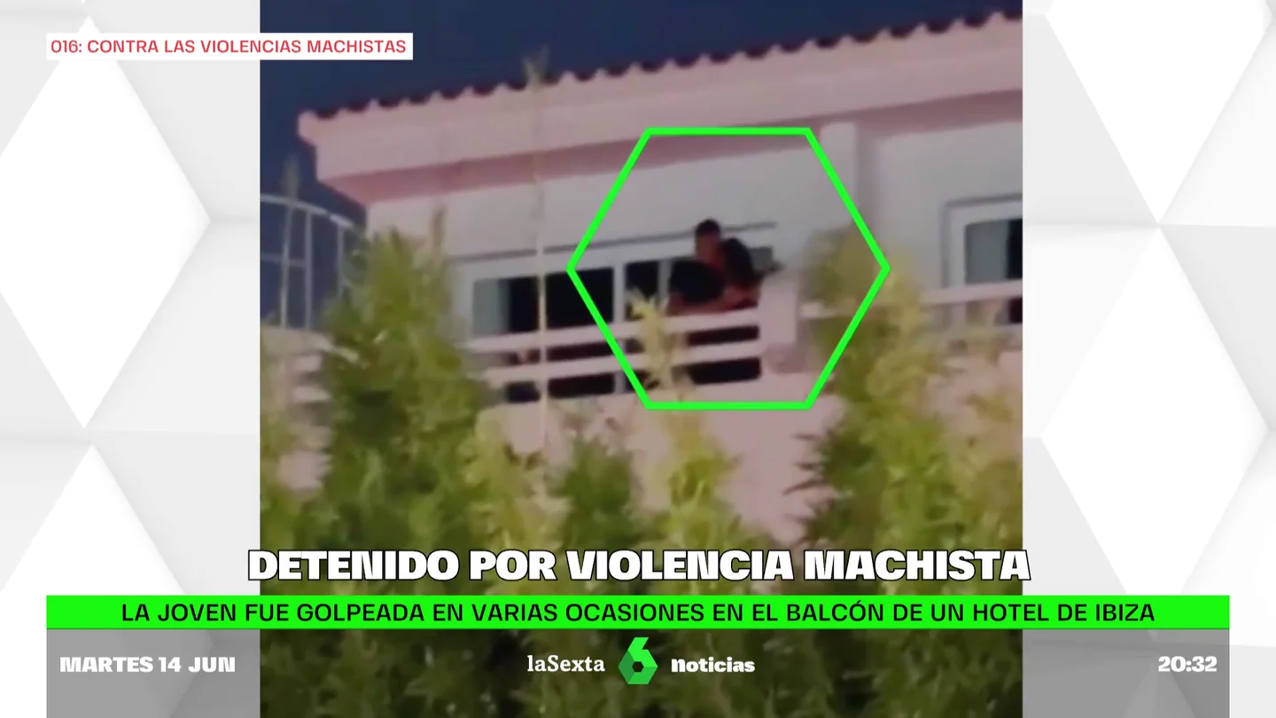 Graban a un hombre agrediendo a su pareja en el balcón de un hotel de Ibiza Graban a un hombre agrediendo a su pareja en el balcón de un hotel de Ibiza