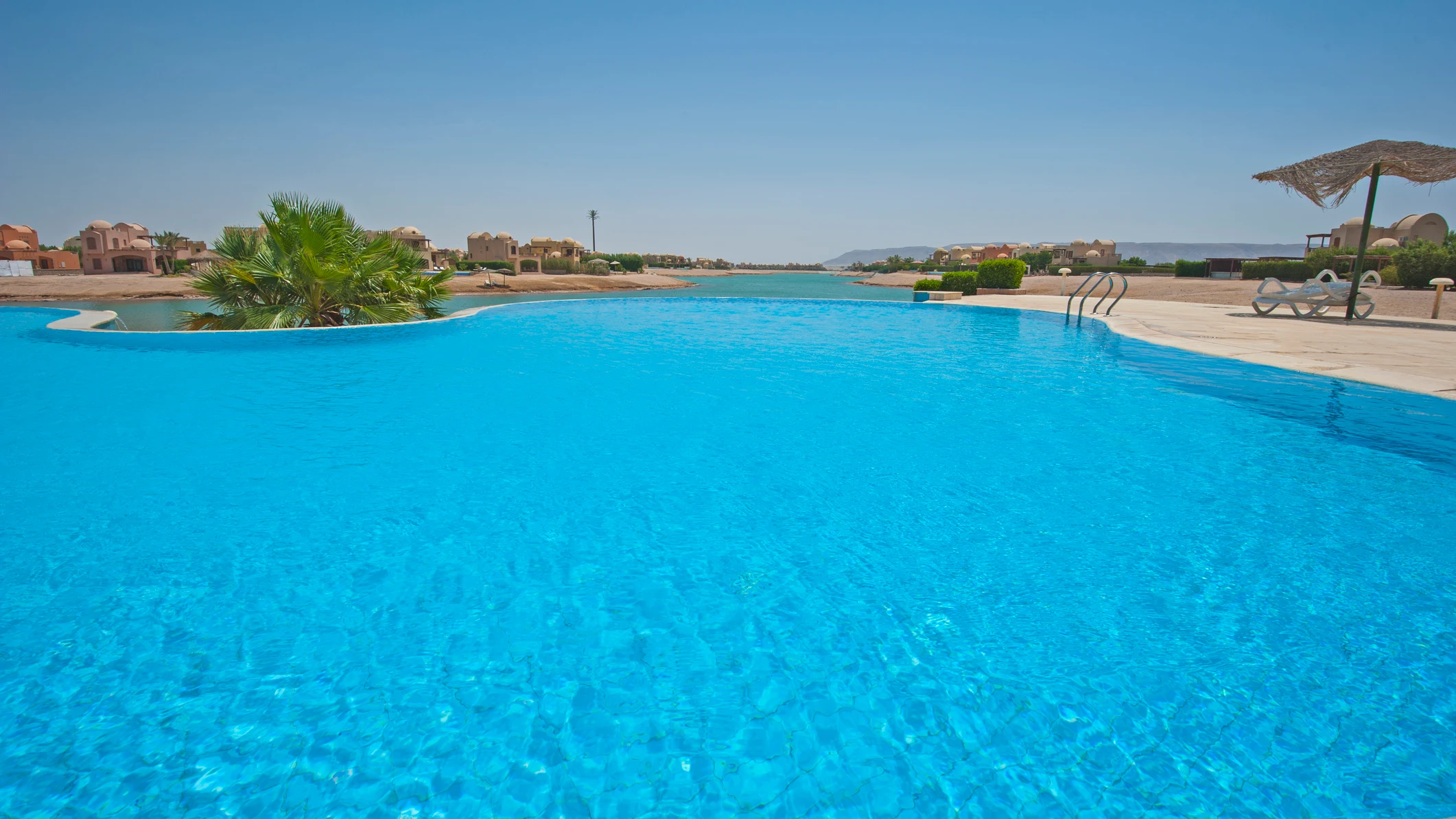 Imagen de archivo de una piscina