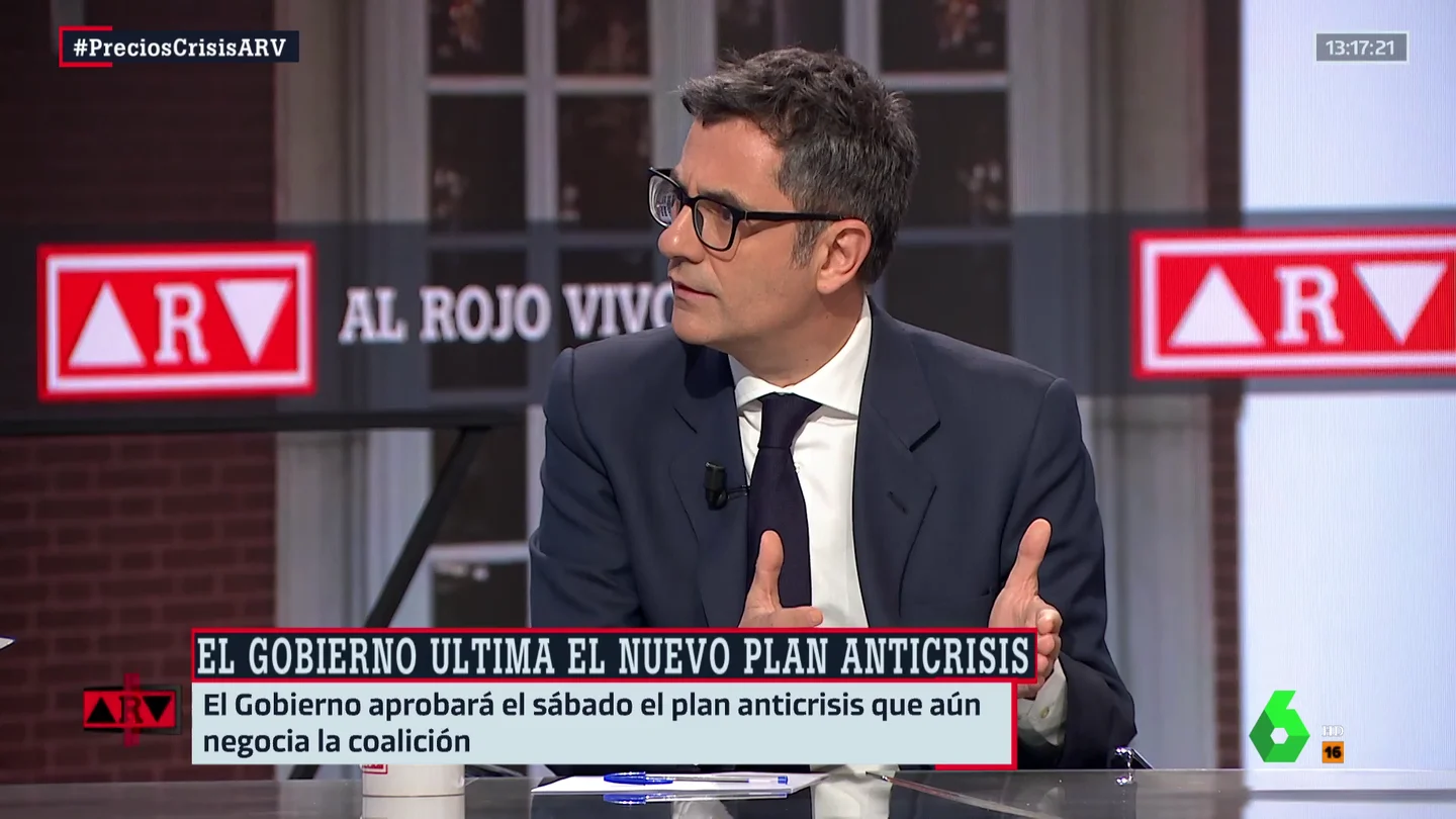 Félix Bolaños: "¿Se imagina esta inflación con el PP? La gente pasaría hambre" Félix Bolaños: "¿Se imagina esta inflación con el PP? La gente pasaría hambre"