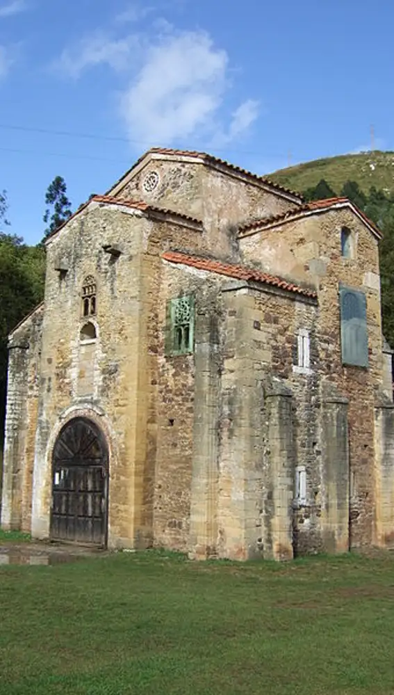 Iglesia de San Miguel de Lillo
