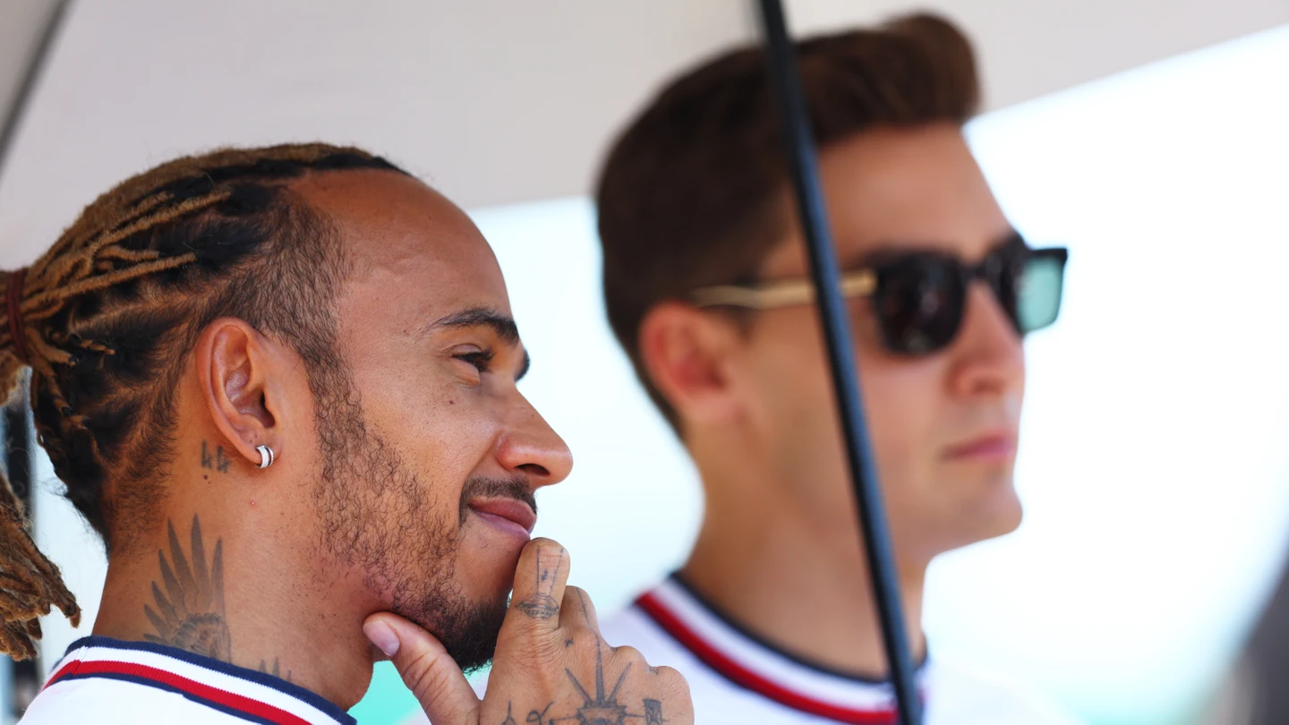 Lewis Hamilton y George Russell Lewis Hamilton y George Russell