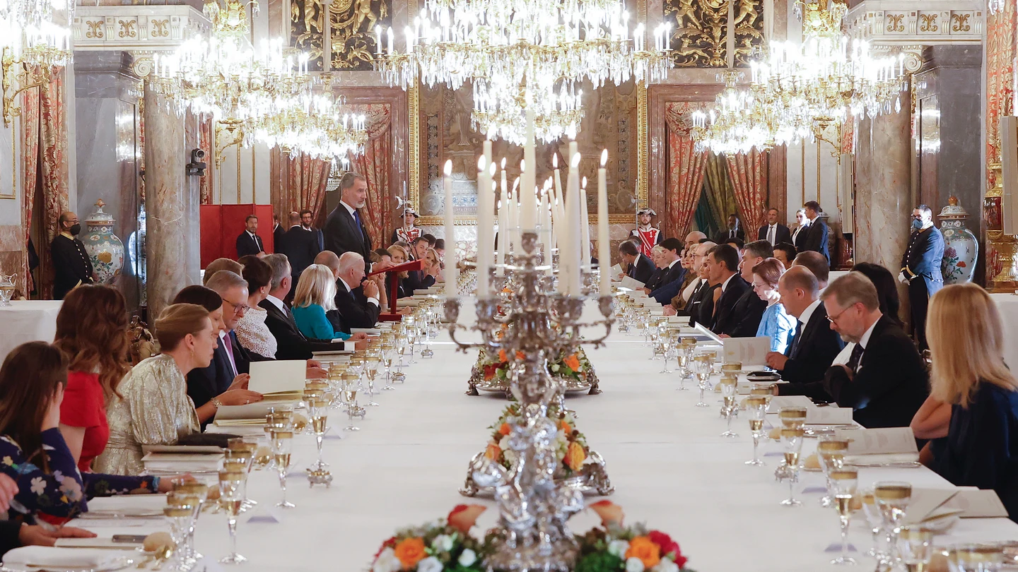 Cena de los líderes de la OTAN con Felipe VI en el Palacio Real Cena de los líderes de la OTAN con Felipe VI en el Palacio Real