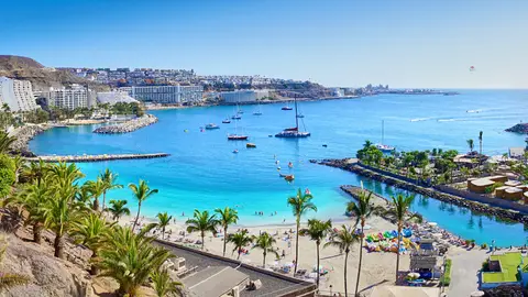 Playa de Anfi del Mar en Gran Canaria Playa de Anfi del Mar en Gran Canaria