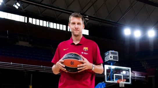 Jan Vesely, con el Barça Jan Vesely, con el Barça