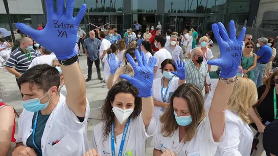 Foto de archivo de una protesta de sanitarios. Así es el nuevo plan del Gobierno para el personal sanitario: cambios en los contratos de interinos y adiós a eventuales