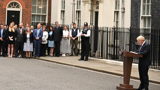 Boris Johnson anuncia su dimisión como líder de los 'tories' Boris Johnson anuncia su dimisión como líder de los 'tories'