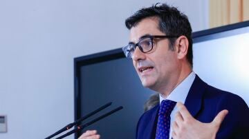 El ministro Félix Bolaños asegura que están satisfechos con la reunión de Sánchez y Aragonés: "Hacemos política útil"
