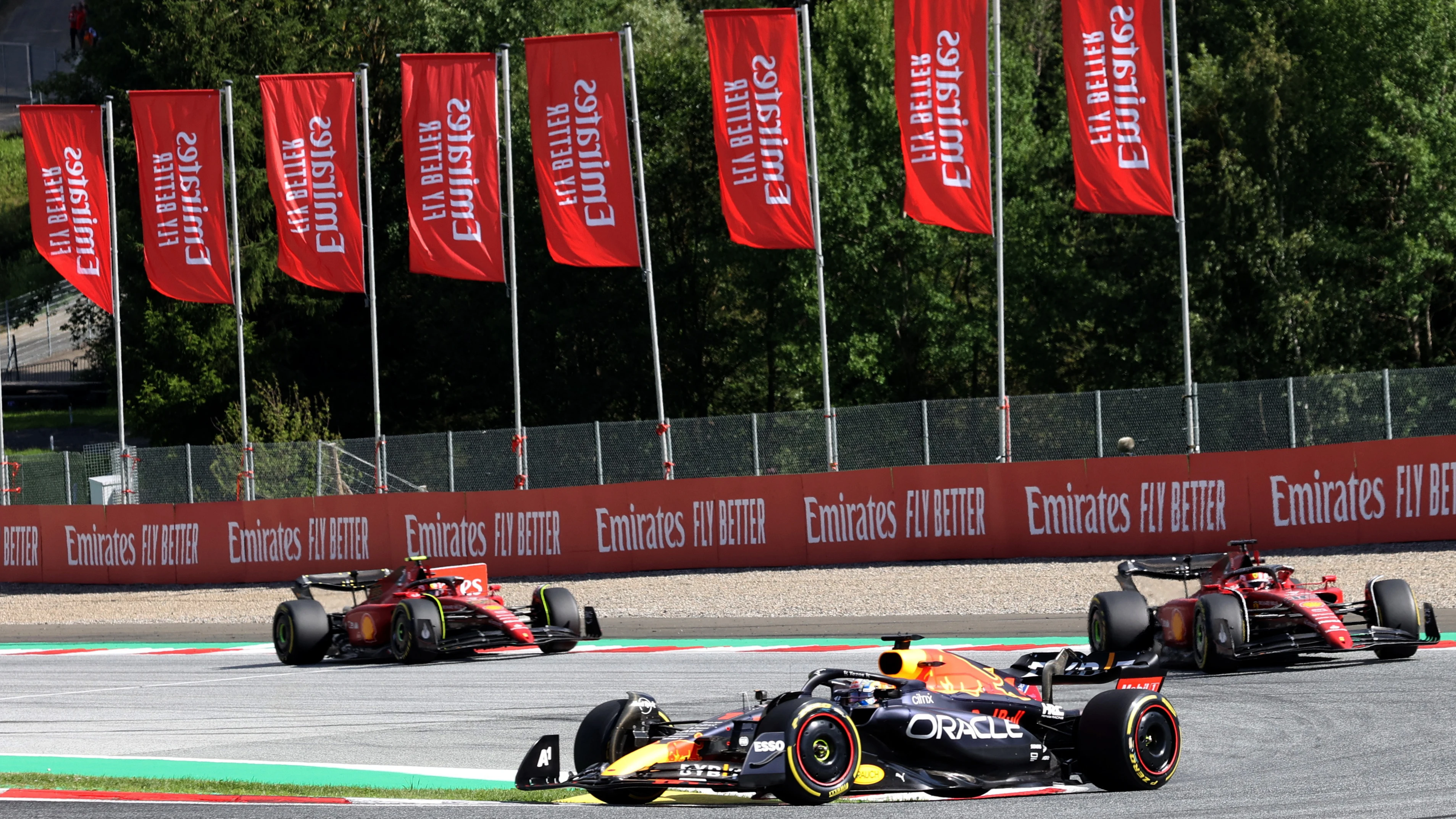 Max Verstappen, Charles Leclerc y Carlos Sainz, en el GP de Austria