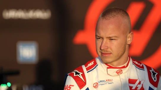 Nikita Mazepin con el equipo Haas. Nikita Mazepin con el equipo Haas.