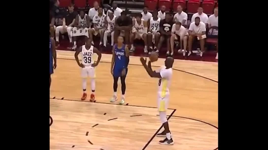 Tacko Fall, en un tiro libre Tacko Fall, en un tiro libre